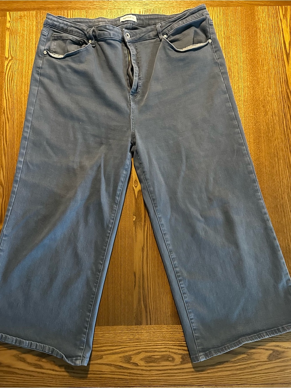 Women’s Cropped Wide-Leg Jeans - Blue